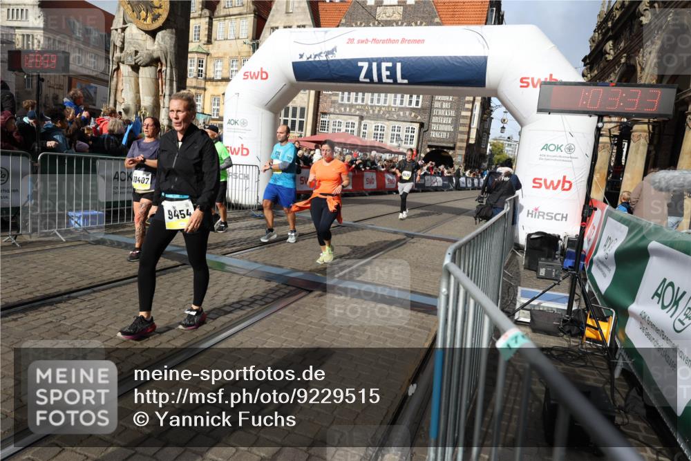 05.10.2025 - 20. swb-Marathon Bremen Yannick Fuchs http://msf.ph/oto/9229515 05.10.2025 10:59:28 Ziel 9183, 9454, 9635, 10200, 10274, 10407, 11006, 11007, 11207, 11400 meine-sportfotos.de