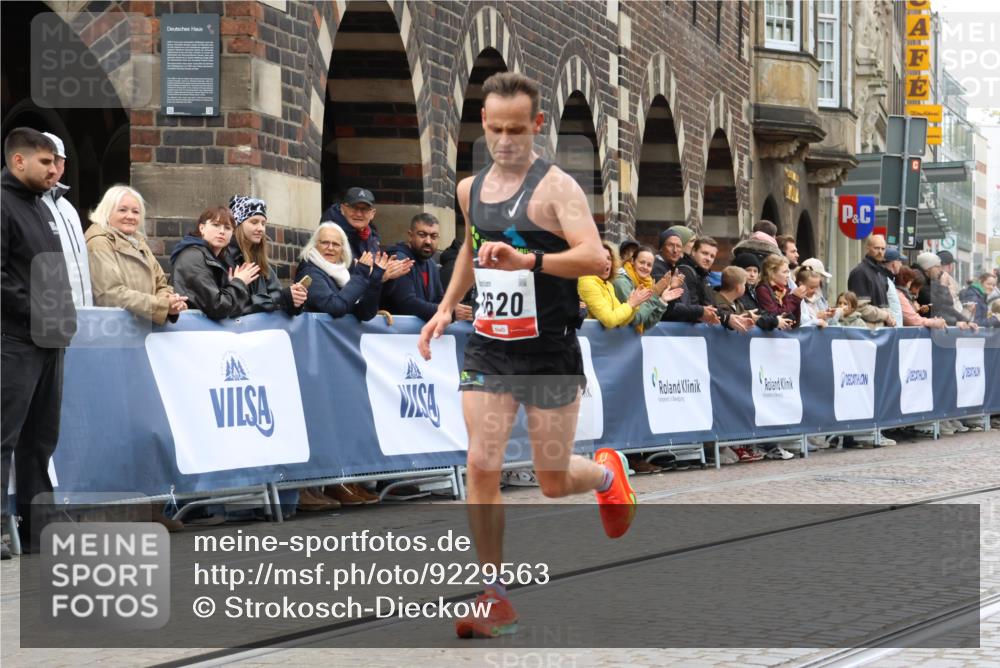 05.10.2025 - 20. swb-Marathon Bremen Strokosch-Dieckow http://msf.ph/oto/9229563 05.10.2025 12:27:52 Ziel 1620 meine-sportfotos.de