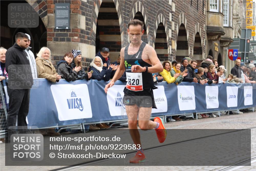05.10.2025 - 20. swb-Marathon Bremen Strokosch-Dieckow http://msf.ph/oto/9229583 05.10.2025 12:27:52 Ziel 1620 meine-sportfotos.de