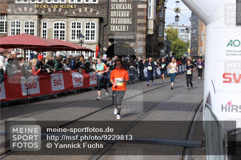 05.10.2025 - 20. swb-Marathon Bremen Yannick Fuchs http://msf.ph/oto/9229813 05.10.2025 11:02:22 Ziel 9363, 10130, 10508, 11340, 11454, 11646 meine-sportfotos.de