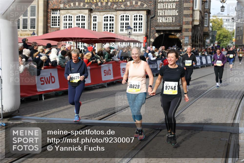 05.10.2025 - 20. swb-Marathon Bremen Yannick Fuchs http://msf.ph/oto/9230007 05.10.2025 11:02:27 Ziel 9748, 10093, 10130, 10194, 10821, 10829, 10982, 10983, 11340, 11386, 11646 meine-sportfotos.de