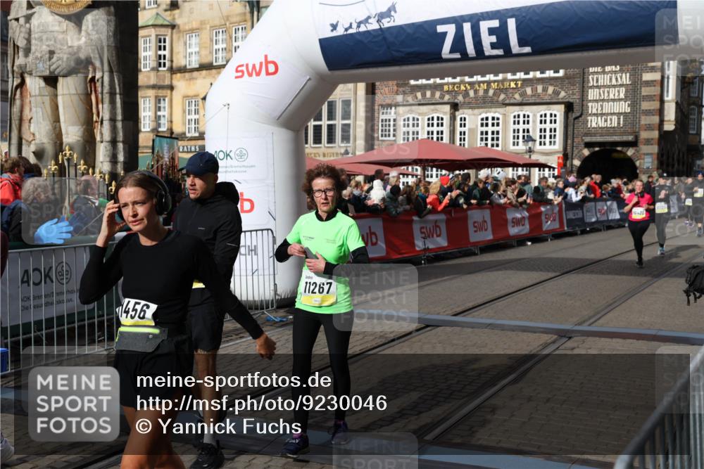05.10.2025 - 20. swb-Marathon Bremen Yannick Fuchs http://msf.ph/oto/9230046 05.10.2025 10:59:47 Ziel 9609, 9991, 10209, 10420, 10760, 11267, 11456, 11720 meine-sportfotos.de