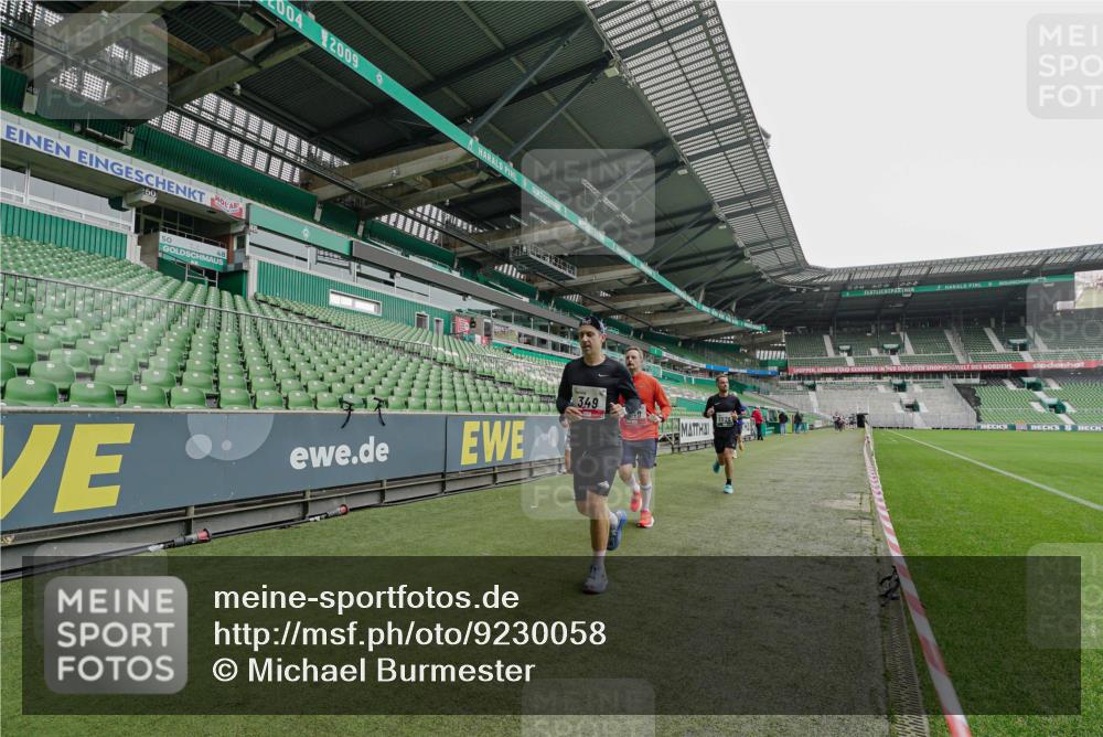 05.10.2025 - 20. swb-Marathon Bremen Michael Burmester http://msf.ph/oto/9230058 05.10.2025 12:45:48 Laufen im Stadion 349, 649, 852, 943, 1055, 1091, 1146, 1307, 1790, 1883, 2545, 3197, 3218, 3807, 4786, 5132, 5588, 6150, 7028, 7440, 7526, 8747, 109, 819, 1055, 1631, 2666, 2719, 3327, 3342, 4358, 4571, 6302, 6996, 8828, 9130 meine-sportfotos.de