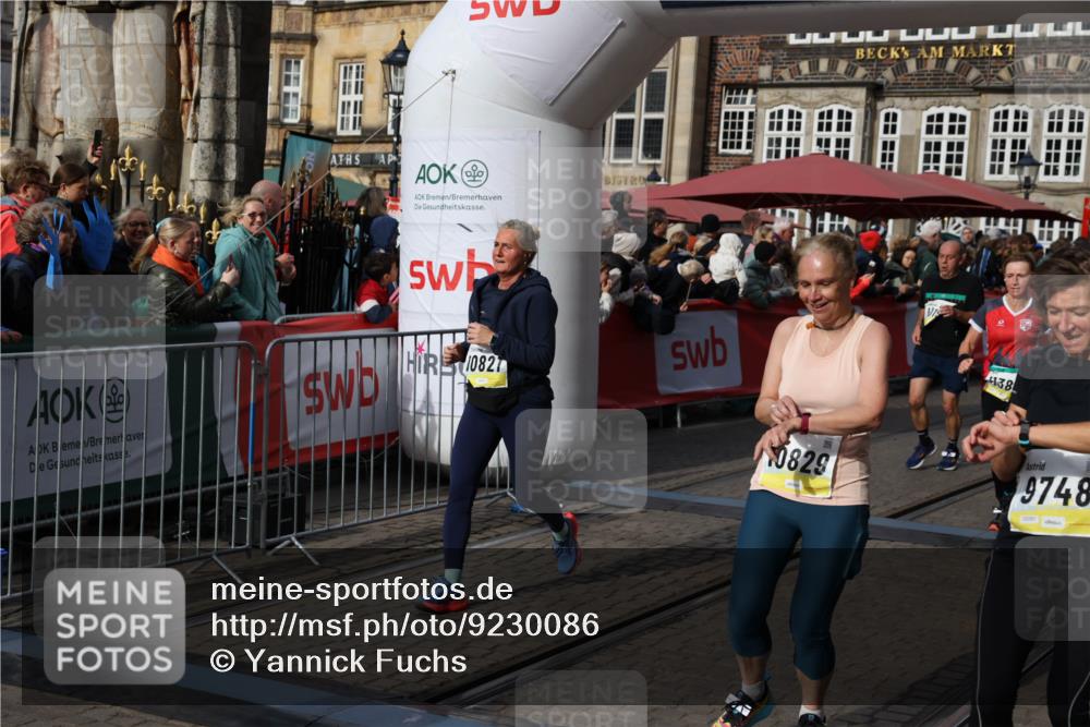 05.10.2025 - 20. swb-Marathon Bremen Yannick Fuchs http://msf.ph/oto/9230086 05.10.2025 11:02:28 Ziel 9748, 10093, 10130, 10194, 10821, 10829, 10982, 10983, 11340, 11386, 11646 meine-sportfotos.de