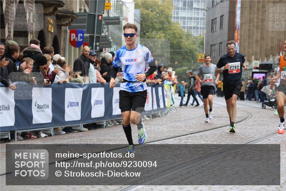 05.10.2025 - 20. swb-Marathon Bremen Strokosch-Dieckow http://msf.ph/oto/9230094 05.10.2025 12:28:50 Ziel 600, 717, 1113, 1948, 2159, 2292 meine-sportfotos.de