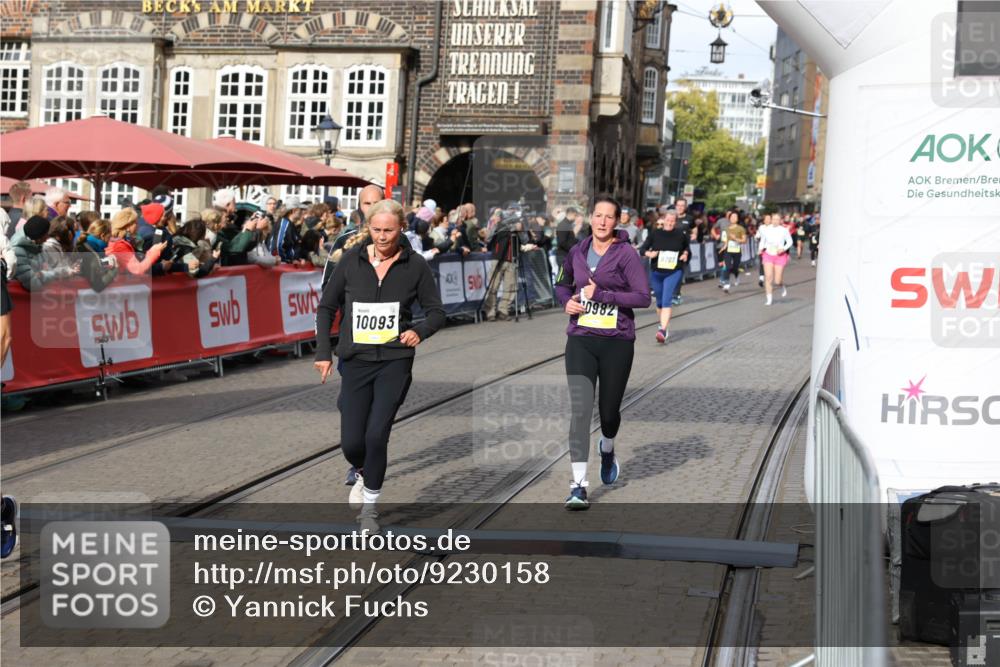 05.10.2025 - 20. swb-Marathon Bremen Yannick Fuchs http://msf.ph/oto/9230158 05.10.2025 11:02:30 Ziel 9748, 10093, 10130, 10194, 10821, 10829, 10982, 10983, 11386 meine-sportfotos.de