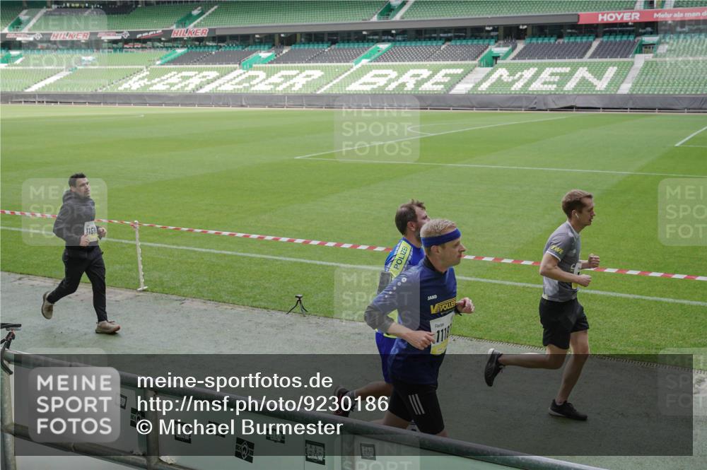 05.10.2025 - 20. swb-Marathon Bremen Michael Burmester http://msf.ph/oto/9230186 05.10.2025 10:29:14 Laufen im Stadion 8787, 9218, 9404, 9428, 9478, 9555, 9556, 9562, 9626, 9627, 9641, 9674, 9693, 9696, 9729, 9810, 9924, 9929, 9958, 9969, 9986, 10062, 10073, 10089, 10131, 10381, 10400, 10519, 10601, 10685, 10715, 10723, 10733, 10799, 10888, 10929, 10951, 10973, 11005, 11022, 11057, 11119, 11187, 11288, 11292, 11330, 11357, 11561, 11573, 11637, 9207, 9216, 9222, 9293, 9298, 9366, 9377, 9406, 9665, 9706, 9955, 10047, 10109, 10266, 10268, 10303, 10519, 10875, 10931 meine-sportfotos.de