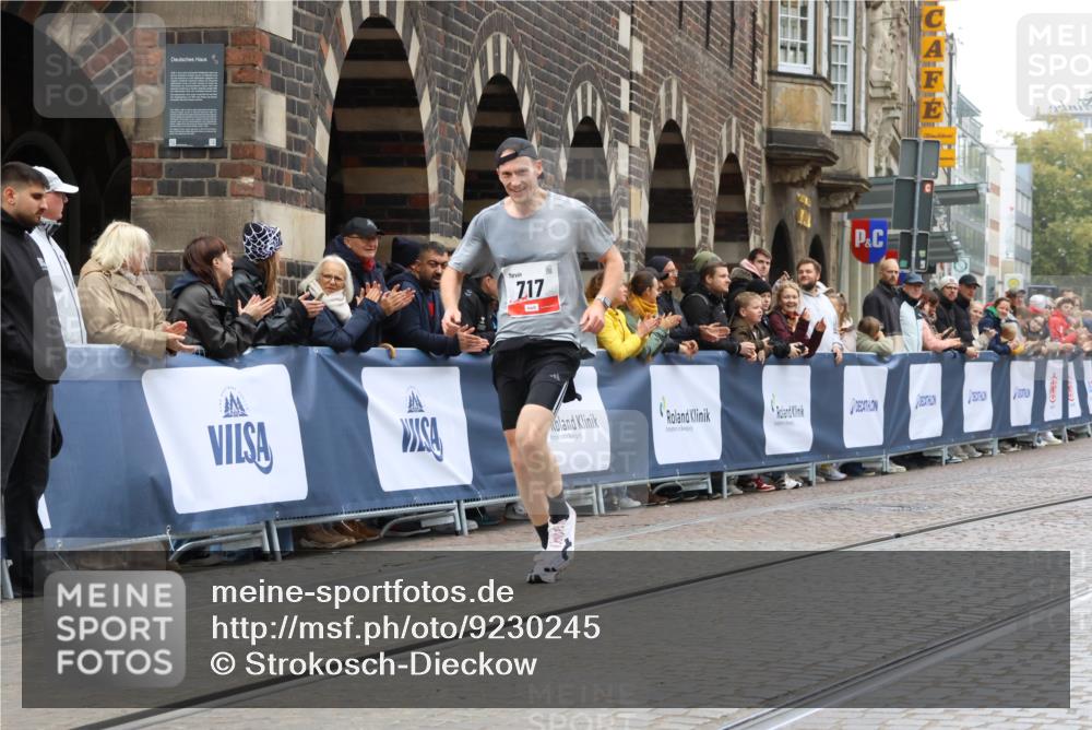 05.10.2025 - 20. swb-Marathon Bremen Strokosch-Dieckow http://msf.ph/oto/9230245 05.10.2025 12:28:56 Ziel 600, 717 meine-sportfotos.de