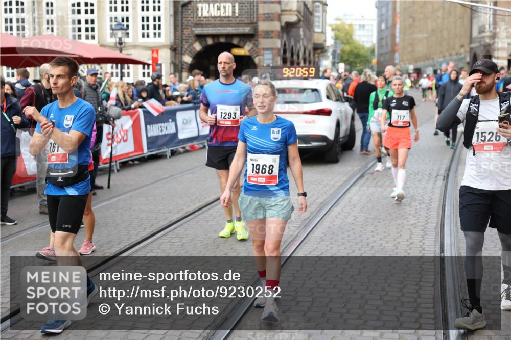 05.10.2025 - 20. swb-Marathon Bremen Yannick Fuchs http://msf.ph/oto/9230252 05.10.2025 09:21:00 Ziel  meine-sportfotos.de
