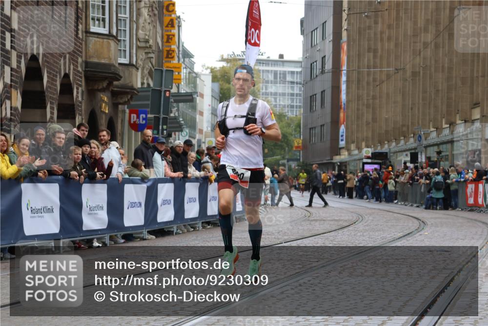 05.10.2025 - 20. swb-Marathon Bremen Strokosch-Dieckow http://msf.ph/oto/9230309 05.10.2025 12:28:58 Ziel 600, 717 meine-sportfotos.de
