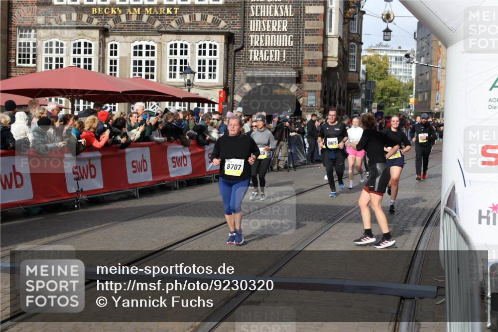 05.10.2025 - 20. swb-Marathon Bremen Yannick Fuchs http://msf.ph/oto/9230320 05.10.2025 11:02:34 Ziel 9707, 9802, 9839, 10093, 10194, 10615, 10821, 10829, 10982, 10983, 11386, 11537, 11538 meine-sportfotos.de