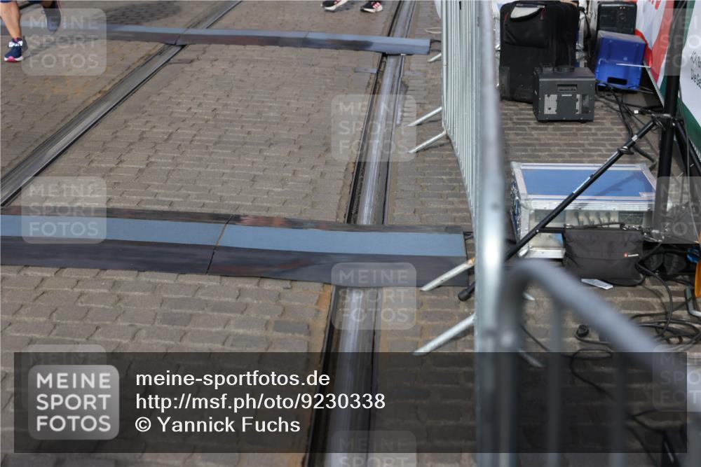 05.10.2025 - 20. swb-Marathon Bremen Yannick Fuchs http://msf.ph/oto/9230338 05.10.2025 11:02:35 Ziel 9468, 9647, 9707, 9802, 9839, 10093, 10194, 10615, 10982, 10983, 11110, 11386, 11537, 11538, 11711 meine-sportfotos.de