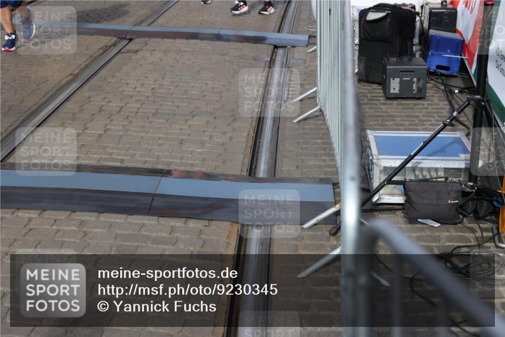 05.10.2025 - 20. swb-Marathon Bremen Yannick Fuchs http://msf.ph/oto/9230345 05.10.2025 11:02:35 Ziel 9468, 9647, 9707, 9802, 9839, 10093, 10194, 10615, 10982, 10983, 11110, 11386, 11537, 11538, 11711 meine-sportfotos.de