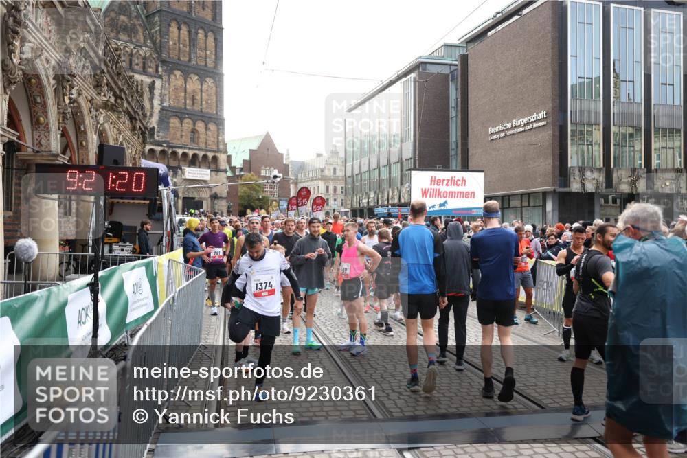 05.10.2025 - 20. swb-Marathon Bremen Yannick Fuchs http://msf.ph/oto/9230361 05.10.2025 09:21:20 Ziel  meine-sportfotos.de
