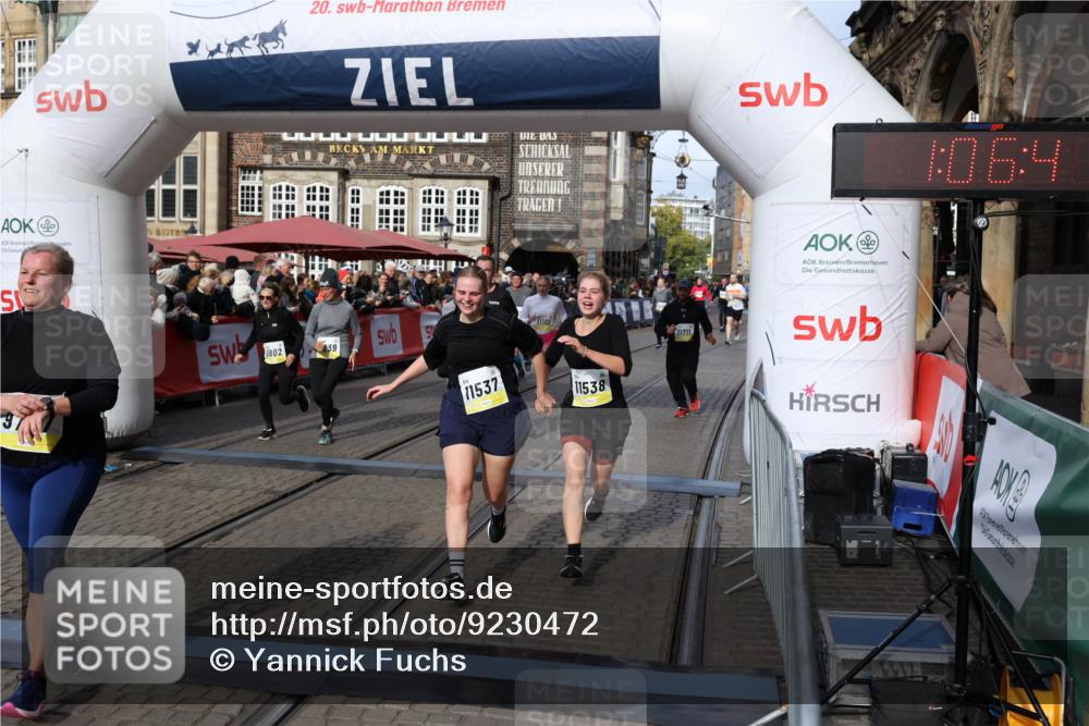 05.10.2025 - 20. swb-Marathon Bremen Yannick Fuchs http://msf.ph/oto/9230472 05.10.2025 11:02:37 Ziel 9468, 9647, 9707, 9802, 9839, 10033, 10093, 10615, 10982, 10983, 11110, 11537, 11538, 11711 meine-sportfotos.de