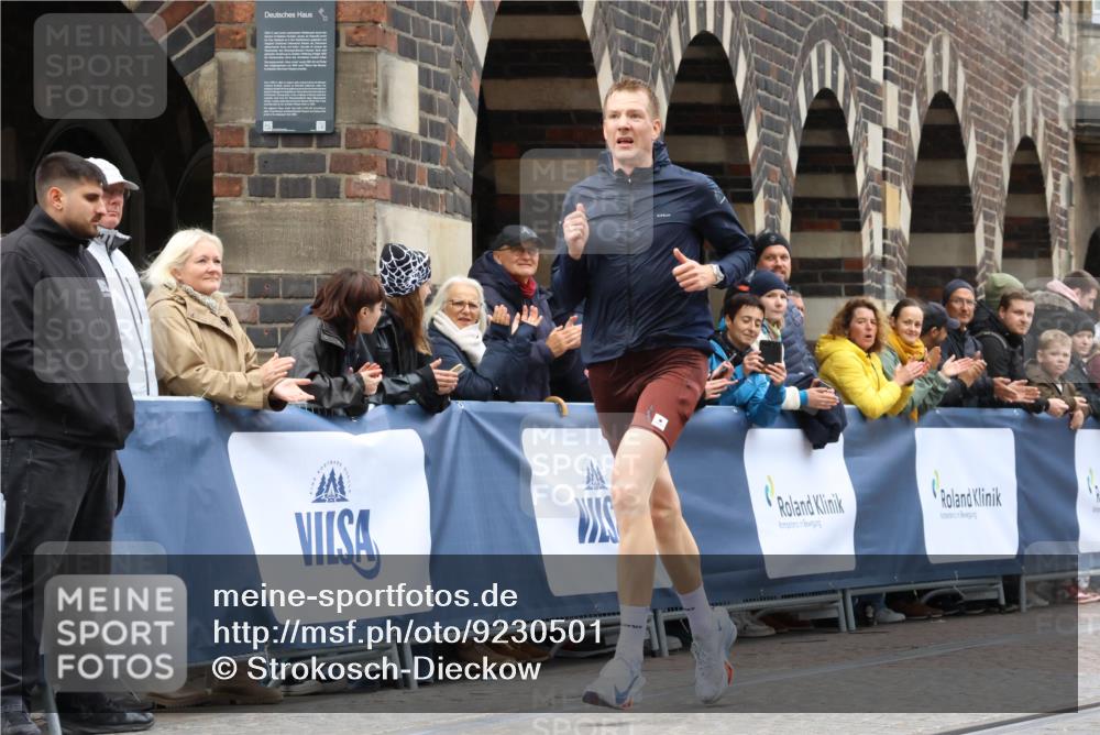 05.10.2025 - 20. swb-Marathon Bremen Strokosch-Dieckow http://msf.ph/oto/9230501 05.10.2025 12:29:20 Ziel 529 meine-sportfotos.de