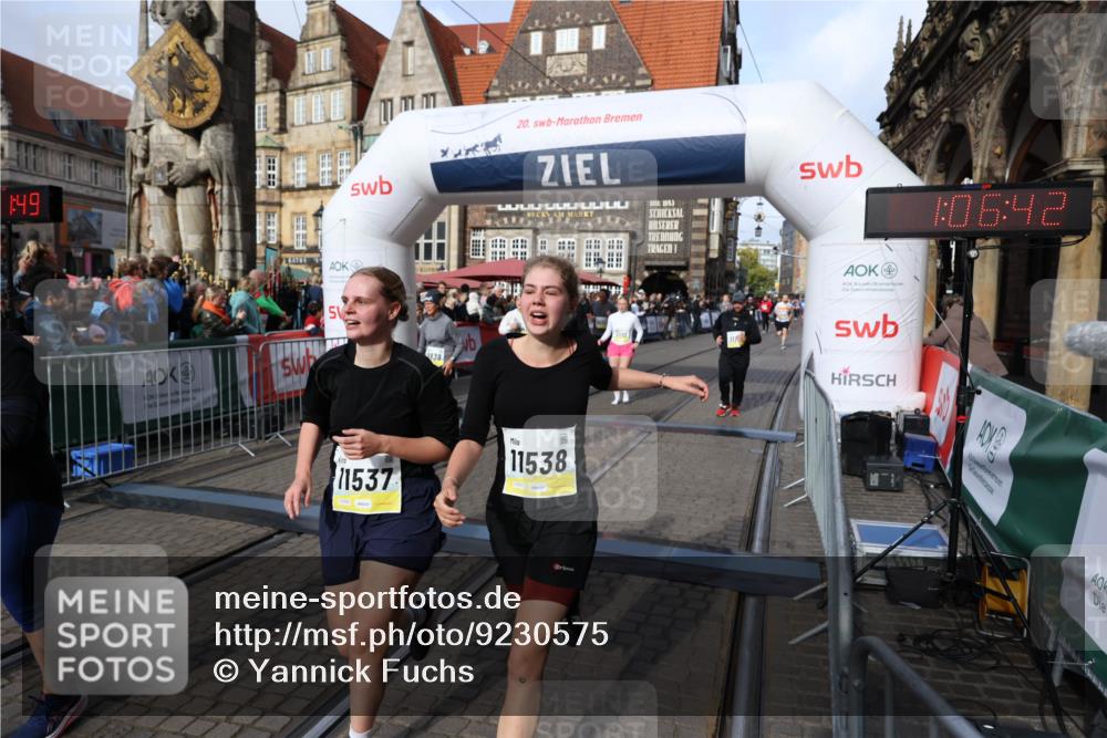 05.10.2025 - 20. swb-Marathon Bremen Yannick Fuchs http://msf.ph/oto/9230575 05.10.2025 11:02:38 Ziel 9468, 9647, 9707, 9802, 9839, 10033, 10595, 10598, 10615, 11110, 11160, 11537, 11538, 11711 meine-sportfotos.de