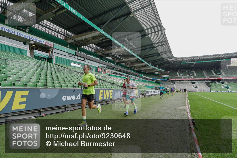 05.10.2025 - 20. swb-Marathon Bremen Michael Burmester http://msf.ph/oto/9230648 05.10.2025 12:48:29 Laufen im Stadion 492, 1370, 1526, 1607, 1625, 1646, 1724, 2241, 2360, 2643, 2974, 3320, 3324, 3768, 3819, 4353, 5103, 5264, 5599, 5786, 5918, 6251, 6463, 6632, 6804, 7735, 7831, 7900, 8244, 8507, 8687, 8729, 8897, 8923, 8932, 344, 346, 564, 656, 1205, 1642, 1646, 2472, 2482, 2656, 2872, 3061, 4215, 4255, 4291, 4313, 6804, 7070, 7176, 7492 meine-sportfotos.de