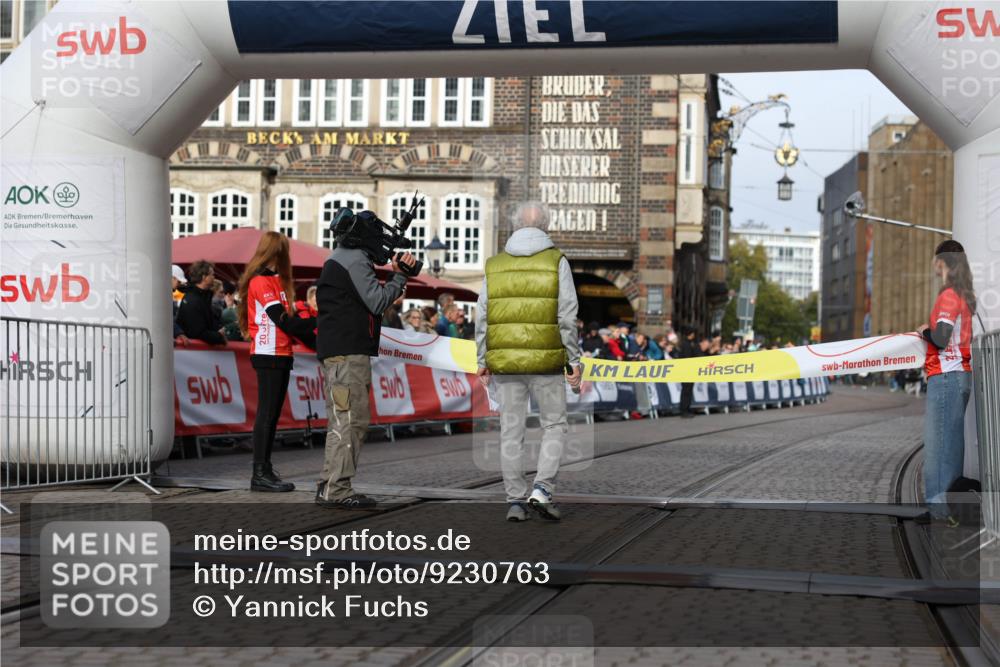 05.10.2025 - 20. swb-Marathon Bremen Yannick Fuchs http://msf.ph/oto/9230763 05.10.2025 10:26:09 Ziel  meine-sportfotos.de