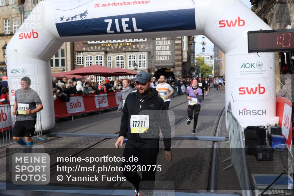 05.10.2025 - 20. swb-Marathon Bremen Yannick Fuchs http://msf.ph/oto/9230775 05.10.2025 11:02:41 Ziel 9468, 9647, 9707, 9802, 9839, 10033, 10595, 10598, 10615, 11110, 11160, 11537, 11538, 11711 meine-sportfotos.de