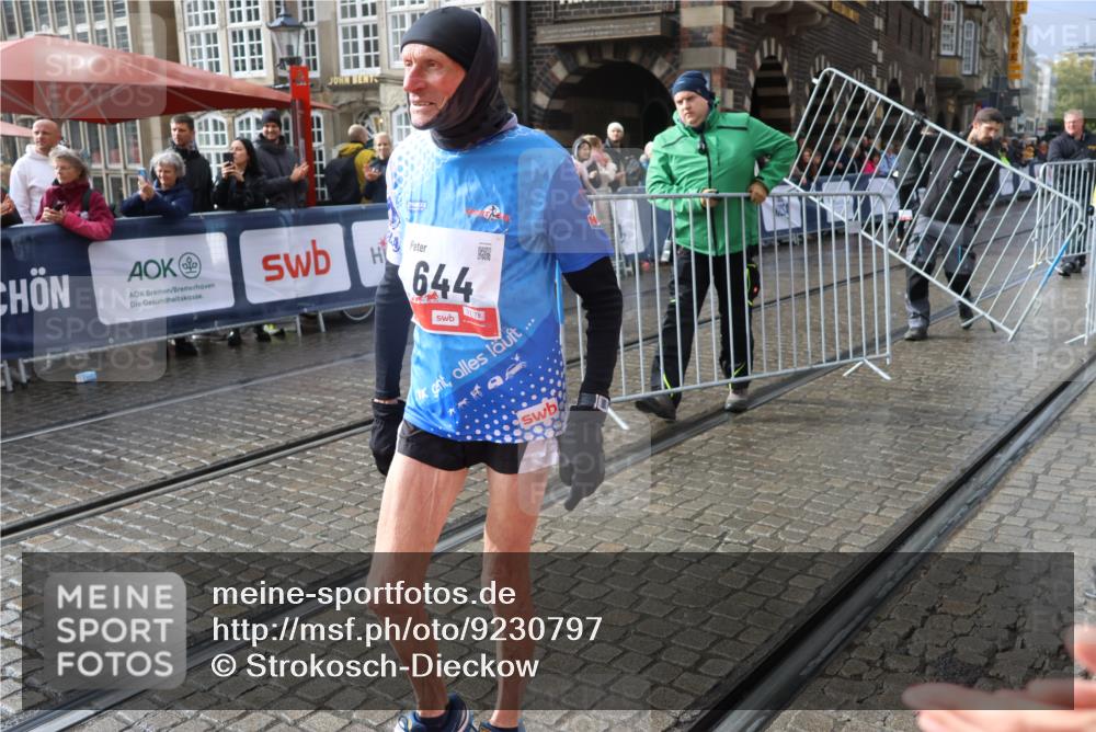05.10.2025 - 20. swb-Marathon Bremen Strokosch-Dieckow http://msf.ph/oto/9230797 05.10.2025 15:07:02 Ziel 644 meine-sportfotos.de