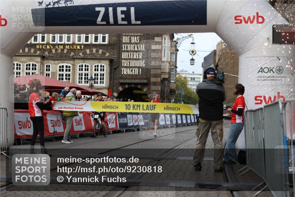 05.10.2025 - 20. swb-Marathon Bremen Yannick Fuchs http://msf.ph/oto/9230818 05.10.2025 10:27:10 Ziel 35 meine-sportfotos.de
