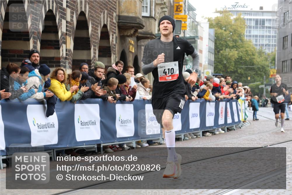 05.10.2025 - 20. swb-Marathon Bremen Strokosch-Dieckow http://msf.ph/oto/9230826 05.10.2025 12:29:40 Ziel 410 meine-sportfotos.de