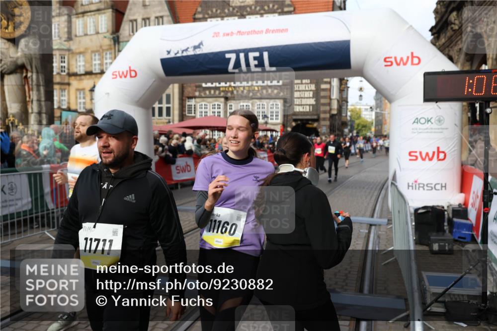 05.10.2025 - 20. swb-Marathon Bremen Yannick Fuchs http://msf.ph/oto/9230882 05.10.2025 11:02:43 Ziel 9468, 9647, 9802, 9839, 10033, 10595, 10598, 10615, 10825, 10826, 11110, 11160, 11537, 11538, 11711 meine-sportfotos.de