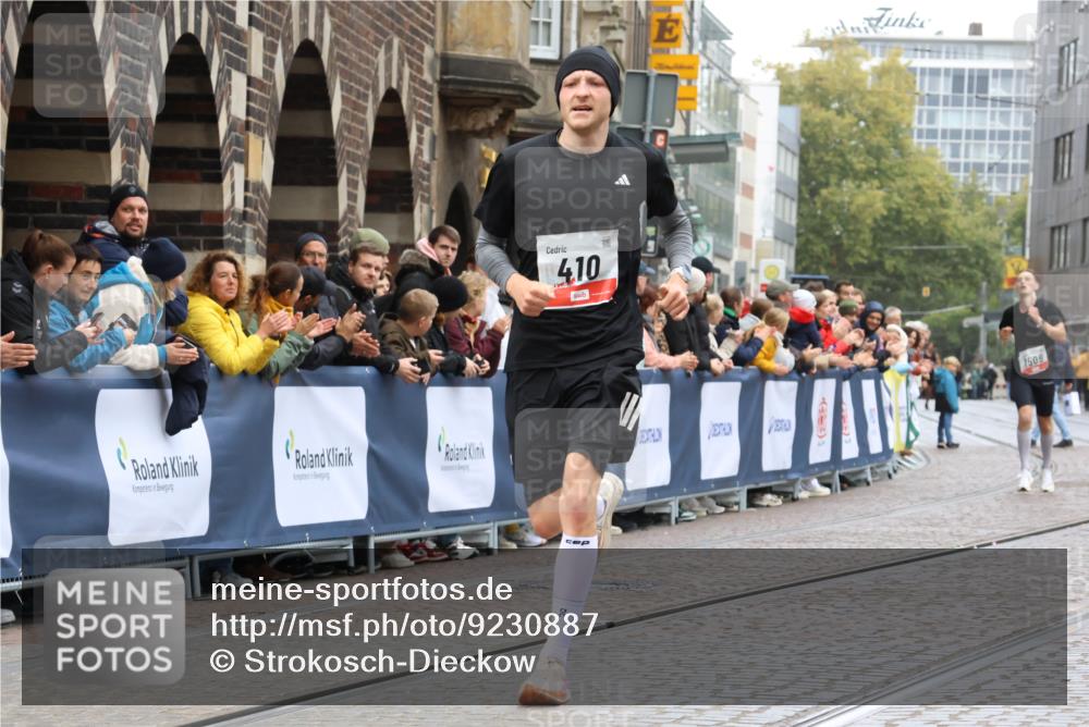 05.10.2025 - 20. swb-Marathon Bremen Strokosch-Dieckow http://msf.ph/oto/9230887 05.10.2025 12:29:40 Ziel 410 meine-sportfotos.de
