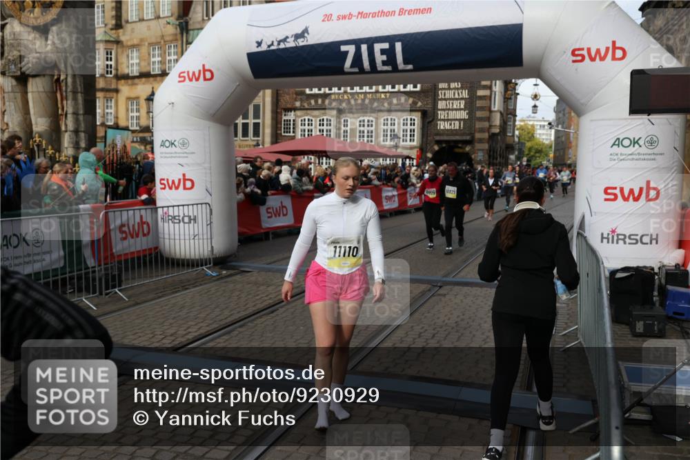 05.10.2025 - 20. swb-Marathon Bremen Yannick Fuchs http://msf.ph/oto/9230929 05.10.2025 11:02:45 Ziel 9468, 9647, 9841, 10033, 10510, 10595, 10598, 10825, 10826, 11110, 11160, 11711 meine-sportfotos.de