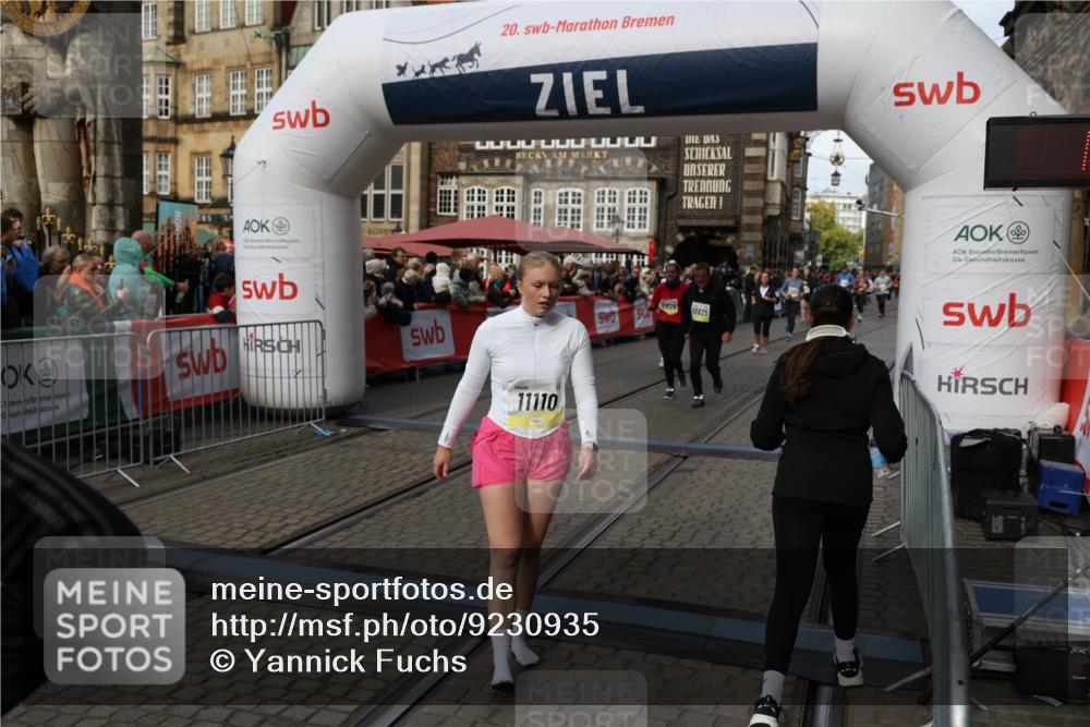 05.10.2025 - 20. swb-Marathon Bremen Yannick Fuchs http://msf.ph/oto/9230935 05.10.2025 11:02:45 Ziel 9468, 9647, 9841, 10033, 10510, 10595, 10598, 10825, 10826, 11110, 11160, 11711 meine-sportfotos.de