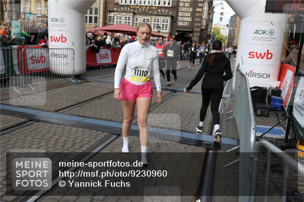 05.10.2025 - 20. swb-Marathon Bremen Yannick Fuchs http://msf.ph/oto/9230960 05.10.2025 11:02:45 Ziel 9468, 9647, 9841, 10033, 10510, 10595, 10598, 10825, 10826, 11110, 11160, 11711 meine-sportfotos.de