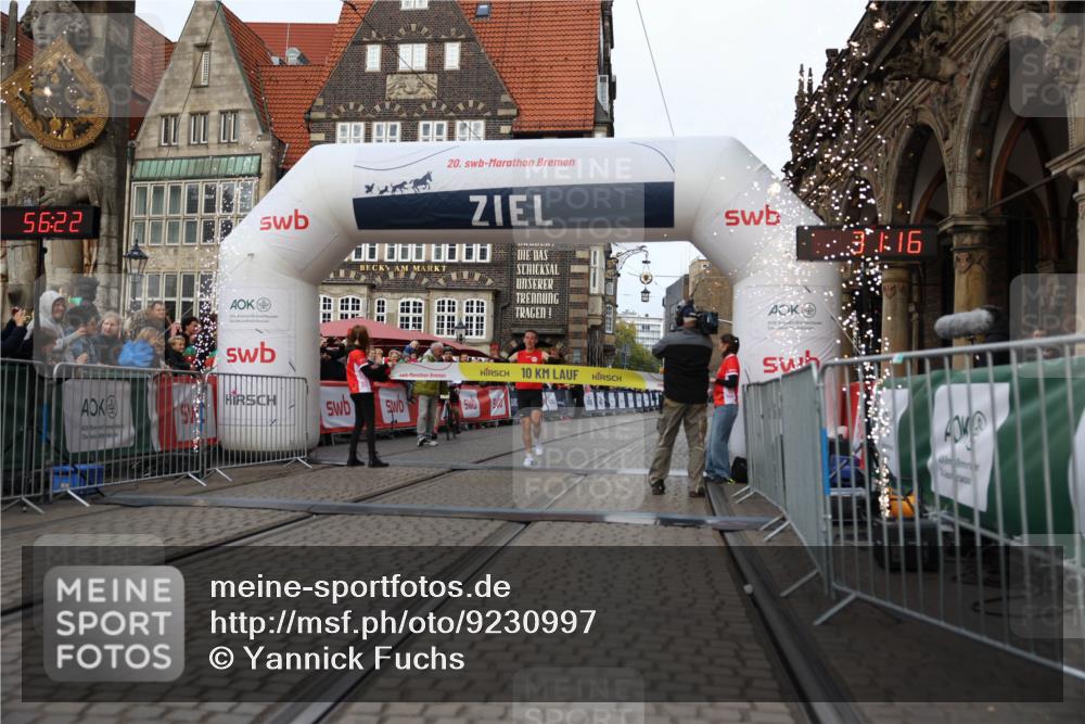 05.10.2025 - 20. swb-Marathon Bremen Yannick Fuchs http://msf.ph/oto/9230997 05.10.2025 10:27:11 Ziel 35 meine-sportfotos.de