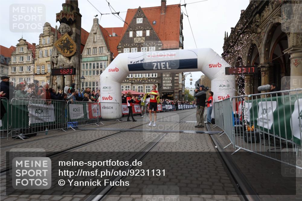 05.10.2025 - 20. swb-Marathon Bremen Yannick Fuchs http://msf.ph/oto/9231131 05.10.2025 10:27:13 Ziel 35 meine-sportfotos.de
