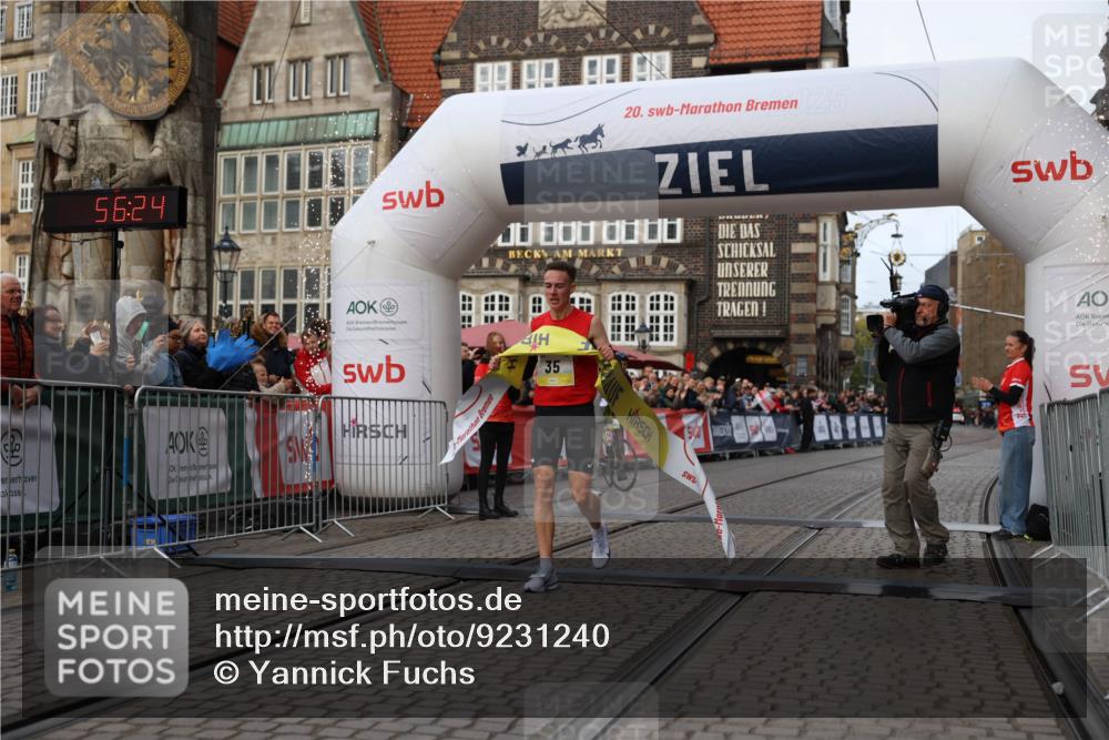 05.10.2025 - 20. swb-Marathon Bremen Yannick Fuchs http://msf.ph/oto/9231240 05.10.2025 10:27:14 Ziel 35 meine-sportfotos.de