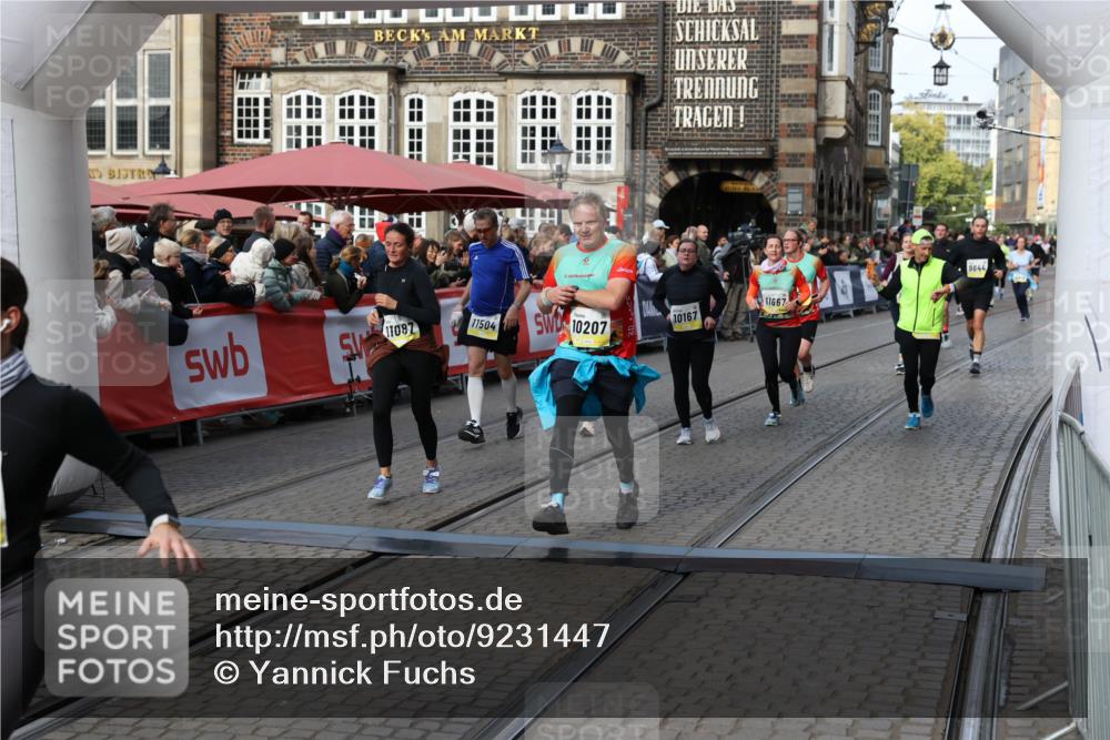 05.10.2025 - 20. swb-Marathon Bremen Yannick Fuchs http://msf.ph/oto/9231447 05.10.2025 11:02:58 Ziel 9331, 9360, 9516, 9846, 10129, 10167, 10207, 10530, 10656, 10734, 10803, 10804, 10940, 11087, 11193, 11504, 11576, 11667, 11668 meine-sportfotos.de