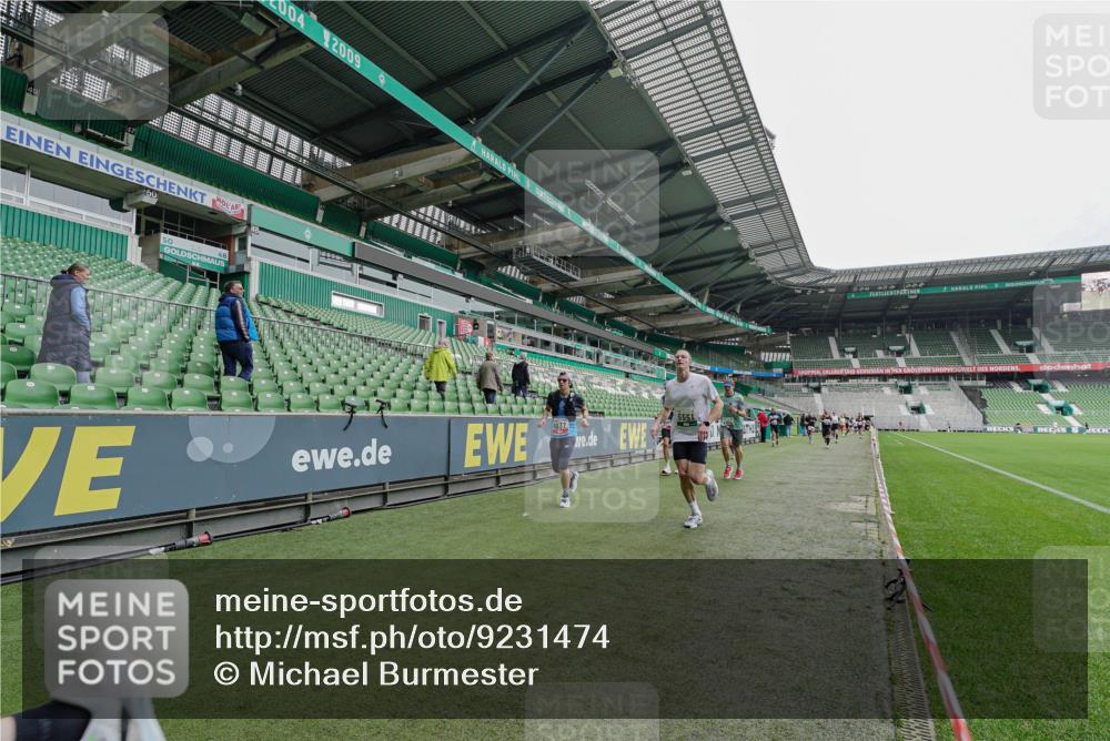 05.10.2025 - 20. swb-Marathon Bremen Michael Burmester http://msf.ph/oto/9231474 05.10.2025 12:50:59 Laufen im Stadion 122, 334, 503, 601, 688, 736, 745, 1025, 1033, 1037, 1044, 1166, 1359, 1450, 1499, 1577, 1689, 1909, 2059, 2381, 2493, 3228, 3267, 3291, 3419, 3608, 3661, 4032, 4104, 4366, 4654, 4962, 5184, 5418, 5551, 5564, 5817, 5838, 6066, 6210, 6252, 6401, 6477, 6681, 6717, 6775, 7493, 8083, 8995, 511, 679, 845, 906, 939, 1388, 1707, 2721, 3259, 3353, 4318, 4367, 4938, 5118, 5389, 5873, 6214, 6216, 6281, 7826, 7963, 8873, 8907 meine-sportfotos.de
