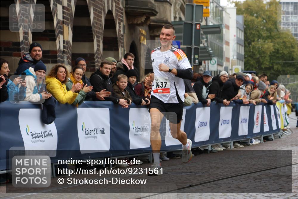 05.10.2025 - 20. swb-Marathon Bremen Strokosch-Dieckow http://msf.ph/oto/9231561 05.10.2025 12:30:48 Ziel 1437 meine-sportfotos.de