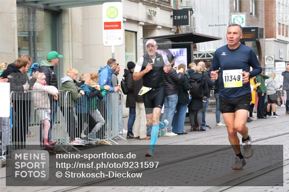 05.10.2025 - 20. swb-Marathon Bremen Strokosch-Dieckow http://msf.ph/oto/9231597 05.10.2025 10:39:31 Ziel 9213, 9922, 10052, 10171, 10175, 10176, 10276, 10753, 11335, 11349, 9213, 9922, 10052, 10171, 10175, 10176, 10276, 10753, 11335, 11349 meine-sportfotos.de