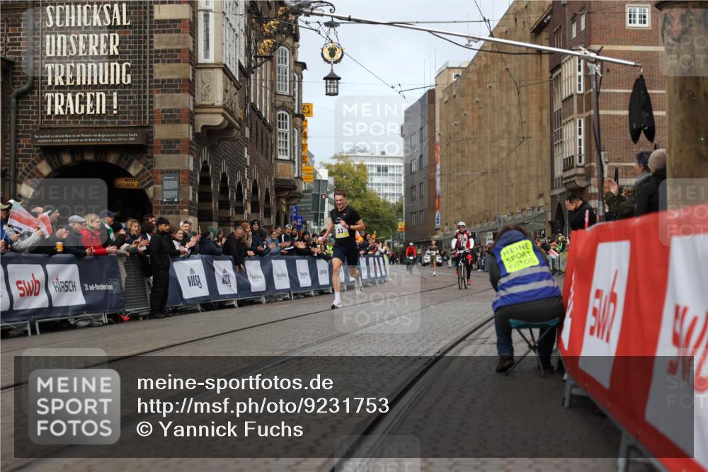 05.10.2025 - 20. swb-Marathon Bremen Yannick Fuchs http://msf.ph/oto/9231753 05.10.2025 10:28:23 Ziel  meine-sportfotos.de