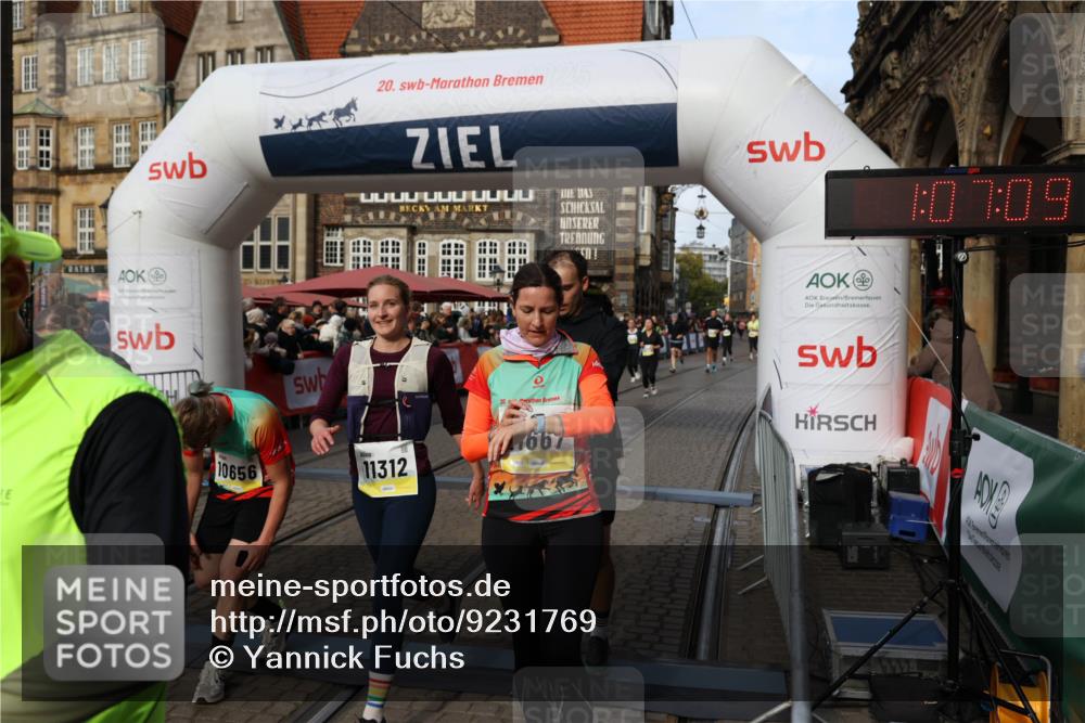 05.10.2025 - 20. swb-Marathon Bremen Yannick Fuchs http://msf.ph/oto/9231769 05.10.2025 11:03:05 Ziel 9644, 9846, 9893, 10167, 10207, 10656, 10777, 10876, 11087, 11312, 11504, 11667, 11668, 11735 meine-sportfotos.de