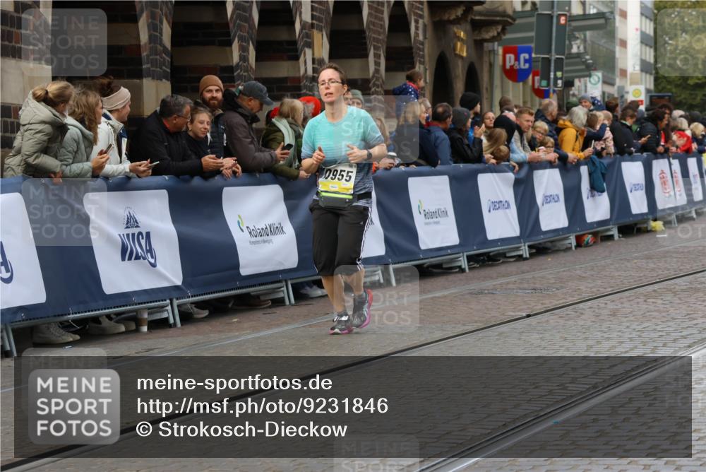 05.10.2025 - 20. swb-Marathon Bremen Strokosch-Dieckow http://msf.ph/oto/9231846 05.10.2025 10:52:56 Ziel 9187, 9650, 9918, 10064, 10539, 10779, 10955, 11259, 11398, 11411, 11450, 11722 meine-sportfotos.de