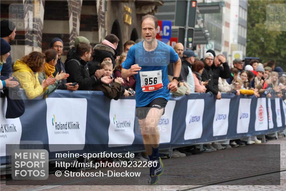 05.10.2025 - 20. swb-Marathon Bremen Strokosch-Dieckow http://msf.ph/oto/9232280 05.10.2025 12:31:43 Ziel 956, 1771 meine-sportfotos.de