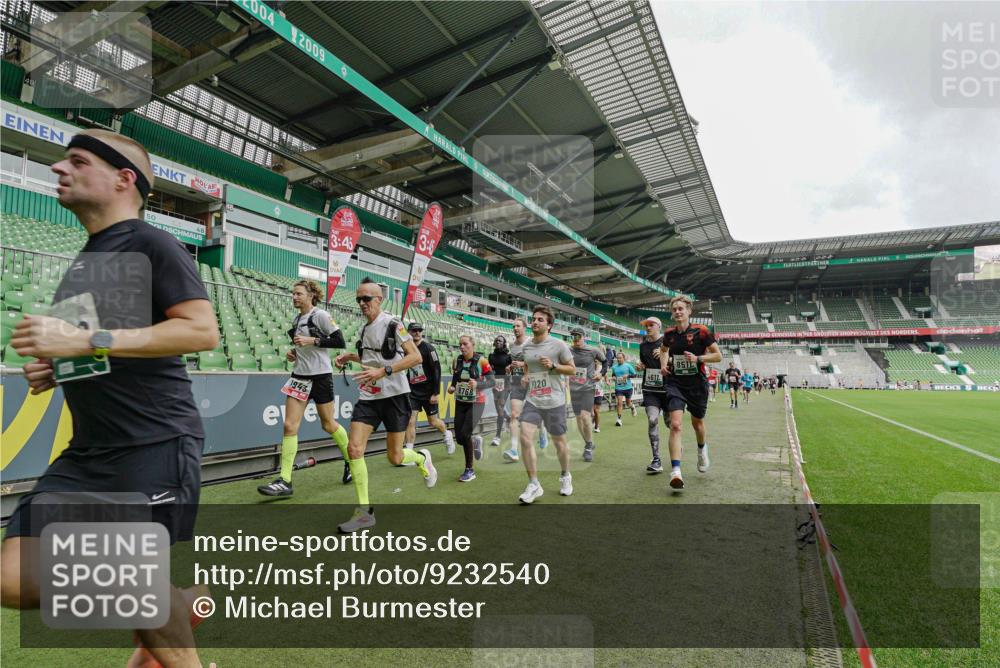 05.10.2025 - 20. swb-Marathon Bremen Michael Burmester http://msf.ph/oto/9232540 05.10.2025 12:53:49 Laufen im Stadion 89, 248, 250, 368, 458, 496, 507, 869, 950, 1009, 1020, 1164, 1165, 1428, 1460, 1489, 1538, 1608, 1656, 1690, 1729, 1736, 1868, 1873, 1943, 2030, 2050, 2250, 2288, 2871, 3363, 3553, 3913, 4294, 4611, 5024, 5425, 5571, 5576, 5944, 6244, 6348, 6359, 6492, 6806, 7255, 7408, 7617, 7835, 7905, 8238, 8499, 8511, 8611, 8709, 832, 1367, 1600, 1667, 2072, 2075, 4132, 4218, 4573, 4729, 4746, 5169, 5579, 5866, 6492, 8431, 8462 meine-sportfotos.de