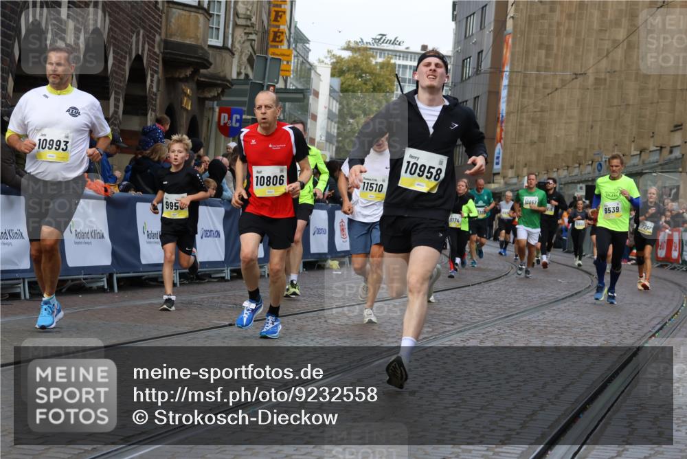 05.10.2025 - 20. swb-Marathon Bremen Strokosch-Dieckow http://msf.ph/oto/9232558 05.10.2025 10:53:16 Ziel 7193, 7251, 9263, 9539, 9717, 9834, 9956, 10057, 10317, 10460, 10806, 10958, 10993, 11174, 11175, 11377, 11510, 11512 meine-sportfotos.de