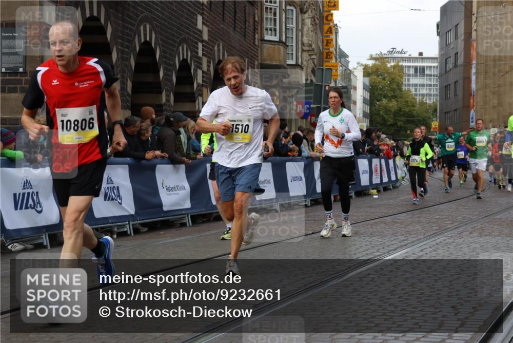 05.10.2025 - 20. swb-Marathon Bremen Strokosch-Dieckow http://msf.ph/oto/9232661 05.10.2025 10:53:18 Ziel 7193, 7251, 9263, 9539, 9717, 9868, 9956, 10057, 10302, 10317, 10335, 10806, 10993, 11174, 11175, 11510, 11616 meine-sportfotos.de