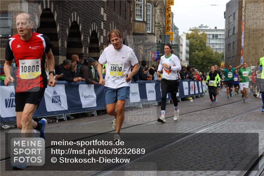 05.10.2025 - 20. swb-Marathon Bremen Strokosch-Dieckow http://msf.ph/oto/9232689 05.10.2025 10:53:18 Ziel 7193, 7251, 9263, 9539, 9717, 9868, 9956, 10057, 10302, 10317, 10335, 10806, 10993, 11174, 11175, 11510, 11616 meine-sportfotos.de