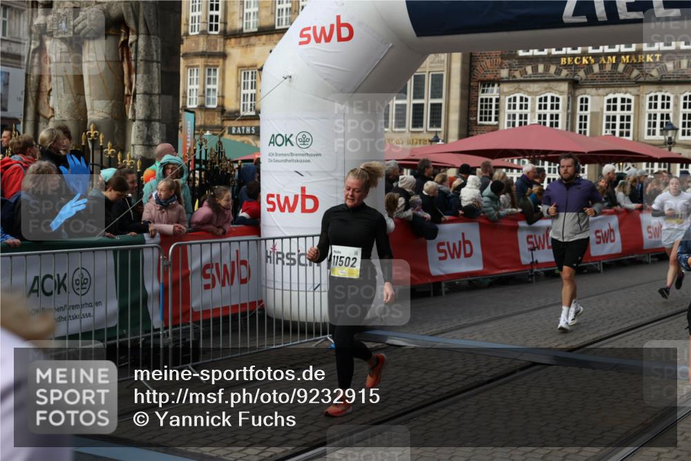 05.10.2025 - 20. swb-Marathon Bremen Yannick Fuchs http://msf.ph/oto/9232915 05.10.2025 11:03:29 Ziel 7776, 9224, 9225, 9246, 9325, 10142, 10405, 10446, 10963, 10995, 11103, 11124, 11236, 11467, 11502, 11508, 11509 meine-sportfotos.de