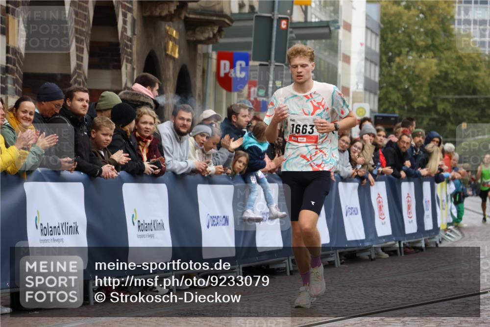 05.10.2025 - 20. swb-Marathon Bremen Strokosch-Dieckow http://msf.ph/oto/9233079 05.10.2025 12:34:10 Ziel 1663 meine-sportfotos.de