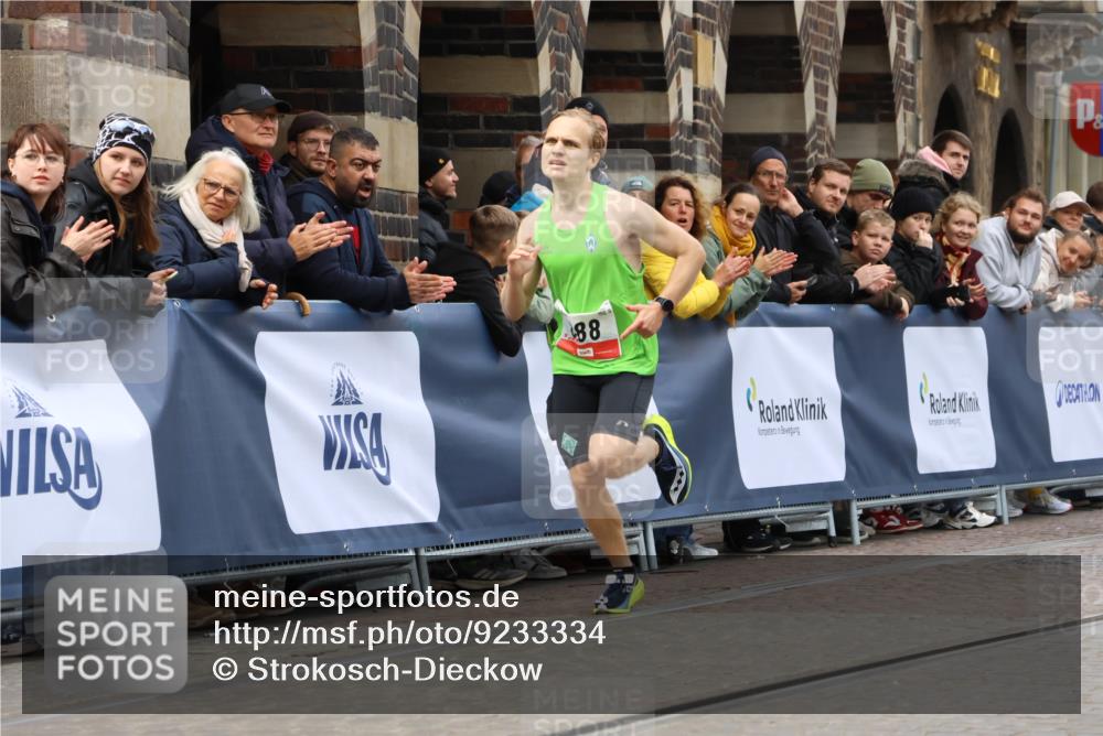 05.10.2025 - 20. swb-Marathon Bremen Strokosch-Dieckow http://msf.ph/oto/9233334 05.10.2025 12:34:21 Ziel 888 meine-sportfotos.de